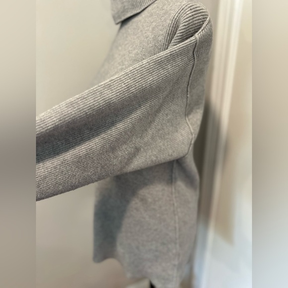 Free People XS Grey Oversized Turtleneck Knit Sweater Tunic Pullover Casual. - Picture 12 of 13